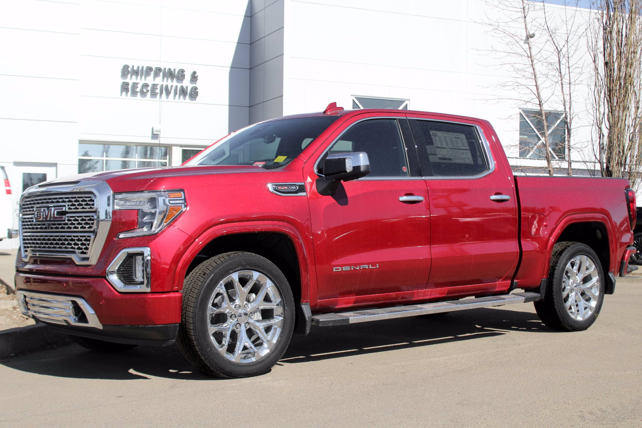 New 2020 GMC Sierra 1500 Denali 4WD Crew Cab Pickup