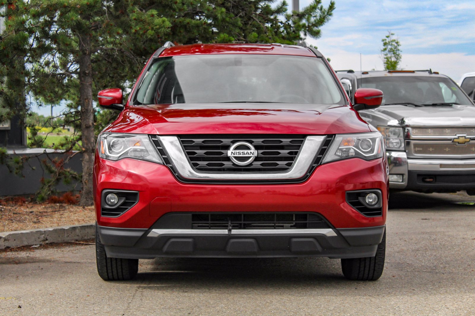 Certified Pre-Owned 2017 Nissan Pathfinder SV 4WD 4WD Sport Utility