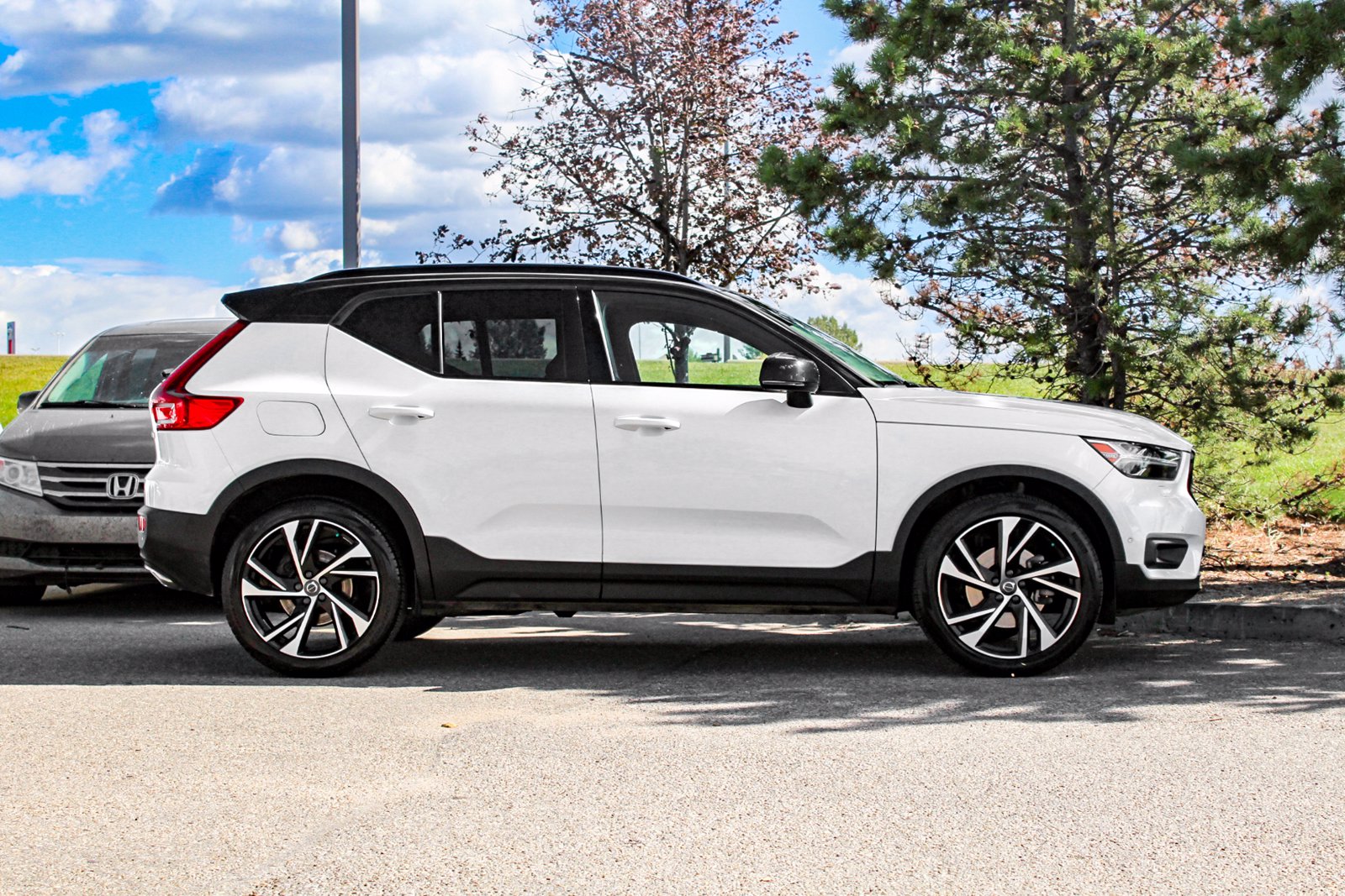 Certified PreOwned 2019 Volvo XC40 RDesign Advanced T5 AWD Sport